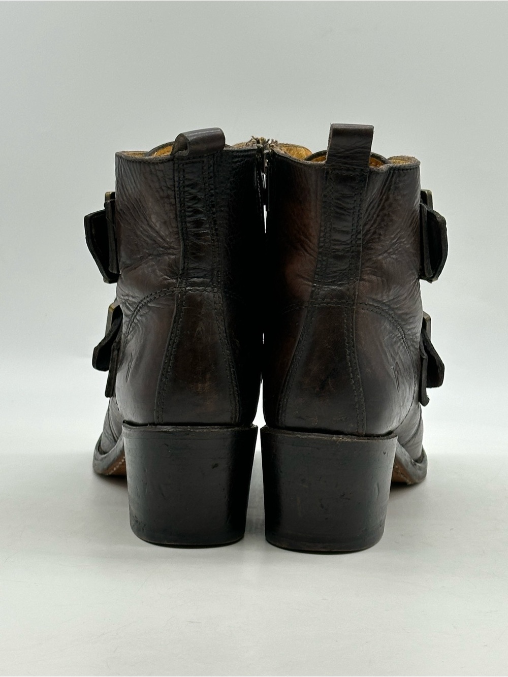 Frye Sabrina Boots. Size 9 - Picture 5 of 9